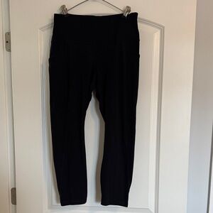 lululemon athletica Black Cropped Leggings